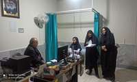  سرپرست مرکز بهداشت شهرستان کاشان دیشب، سرزده از مرکز خدمات جامع سلامت قهرود بازدید کرد